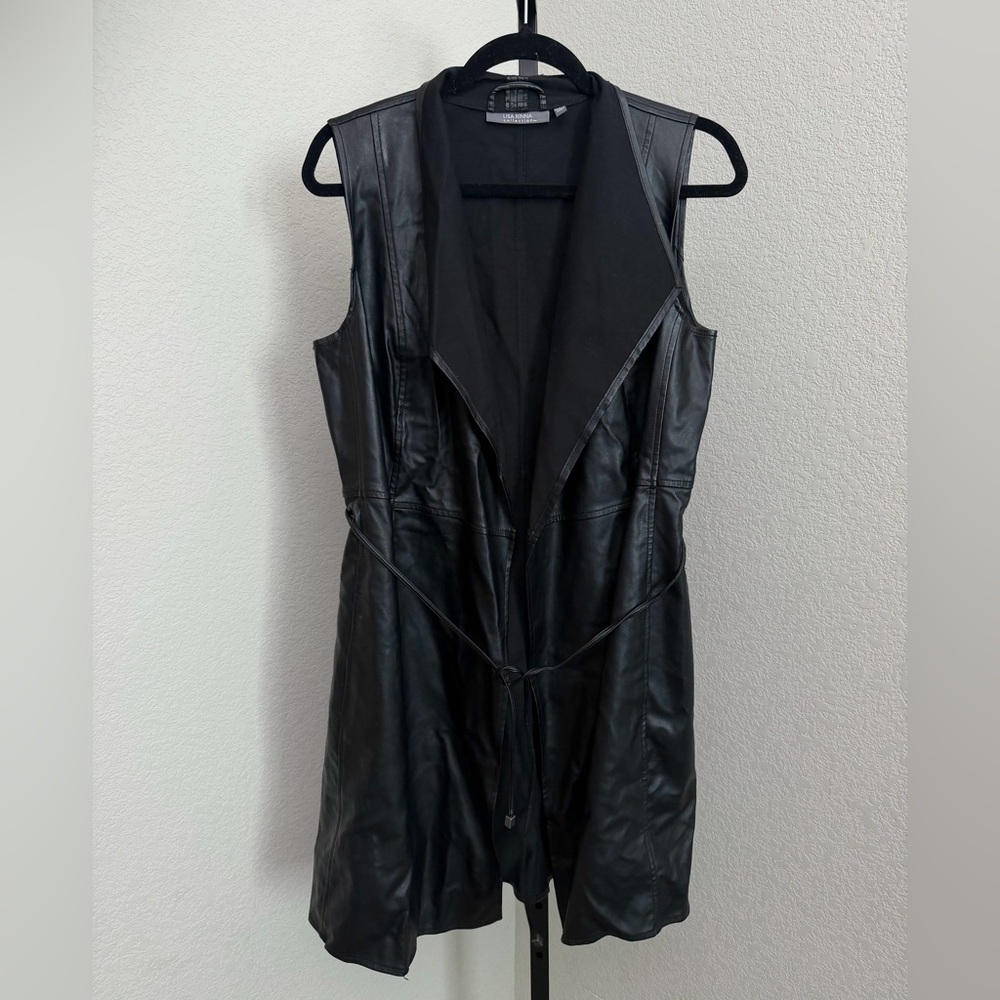 Lisa Rinna Collection Black Sleeveless Vest